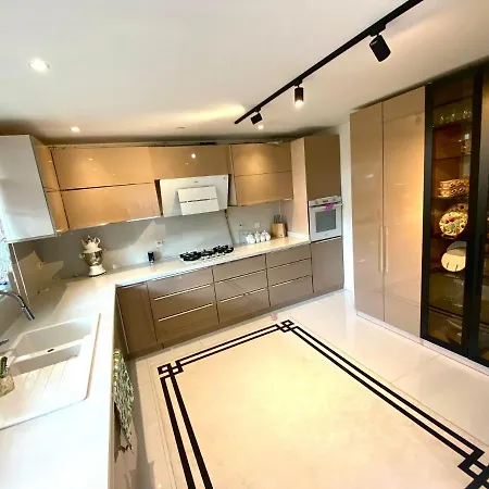 Wonderful Airport 5 Minutes Guest house